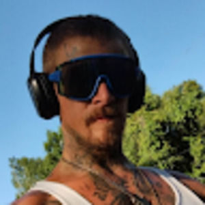 Meet your Posher, Codey